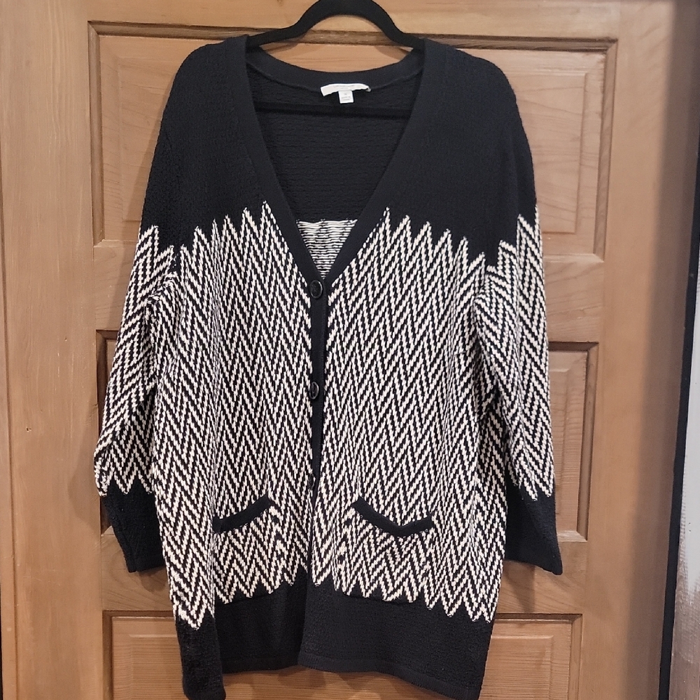 Liz Claiborne Black and Cream Cardigan